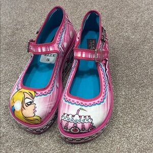 Girls Pink Platform Mary Janes with Cartoon Cake Detail